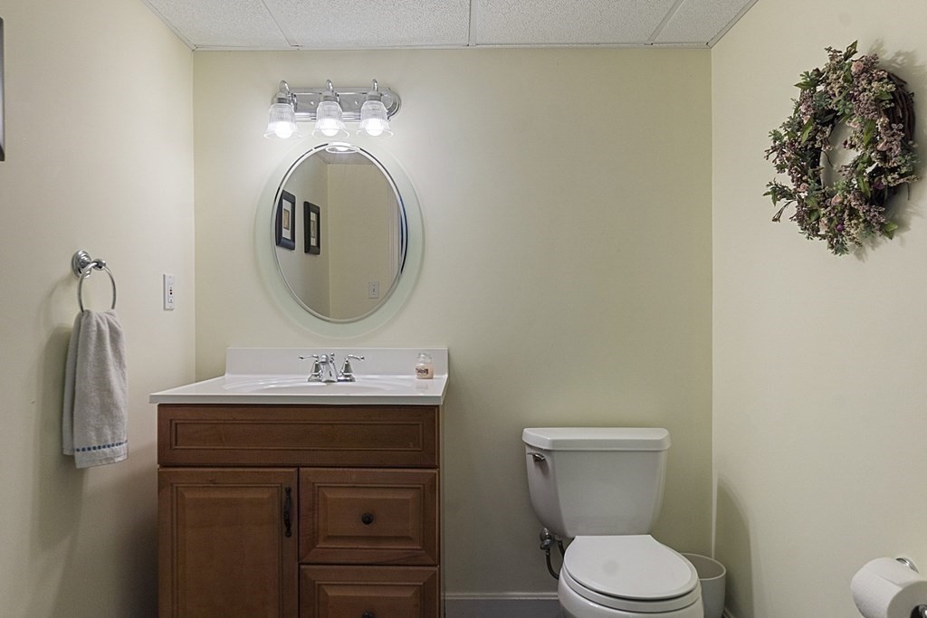 80 Patch Hill Road Boxborough, MA 01719 - Photo 32 of 37