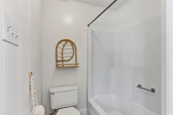 $237,500 | 6624 Meadow Ridge Lane, Lake Charles, LA 70605