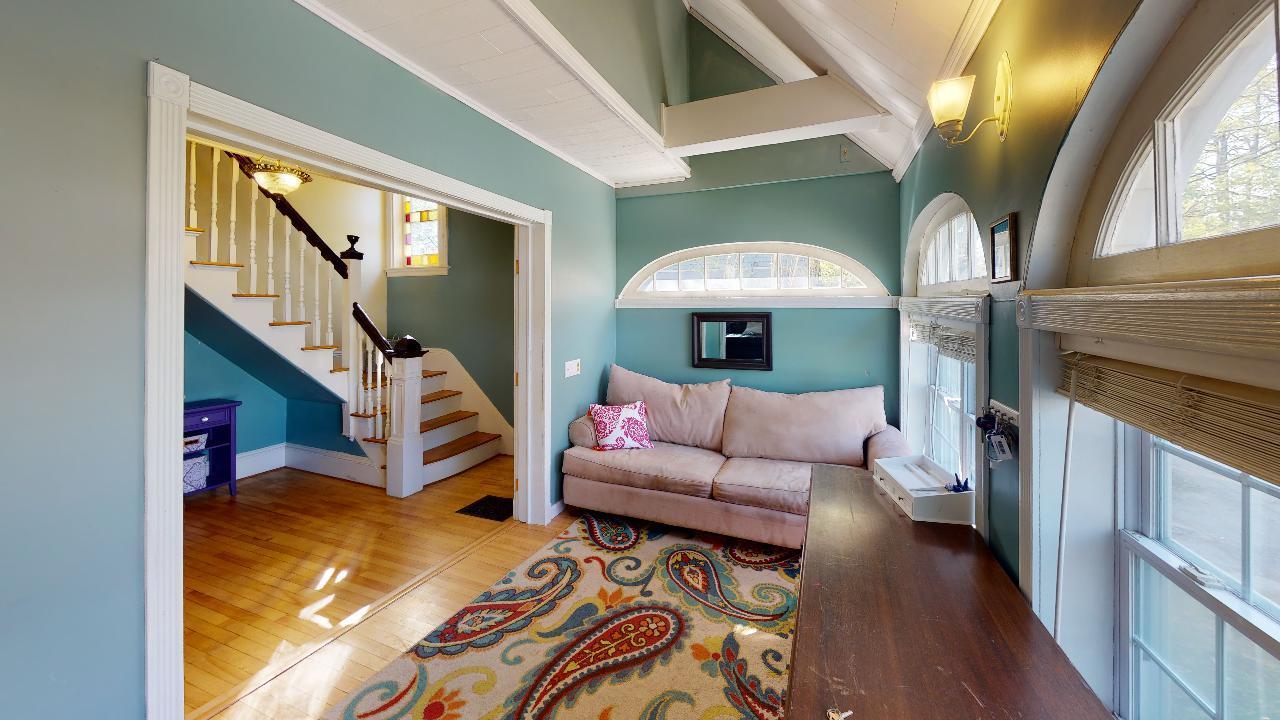 35 Norway Road Bangor, ME 04401 - Photo 2 of 42 Front Foyer