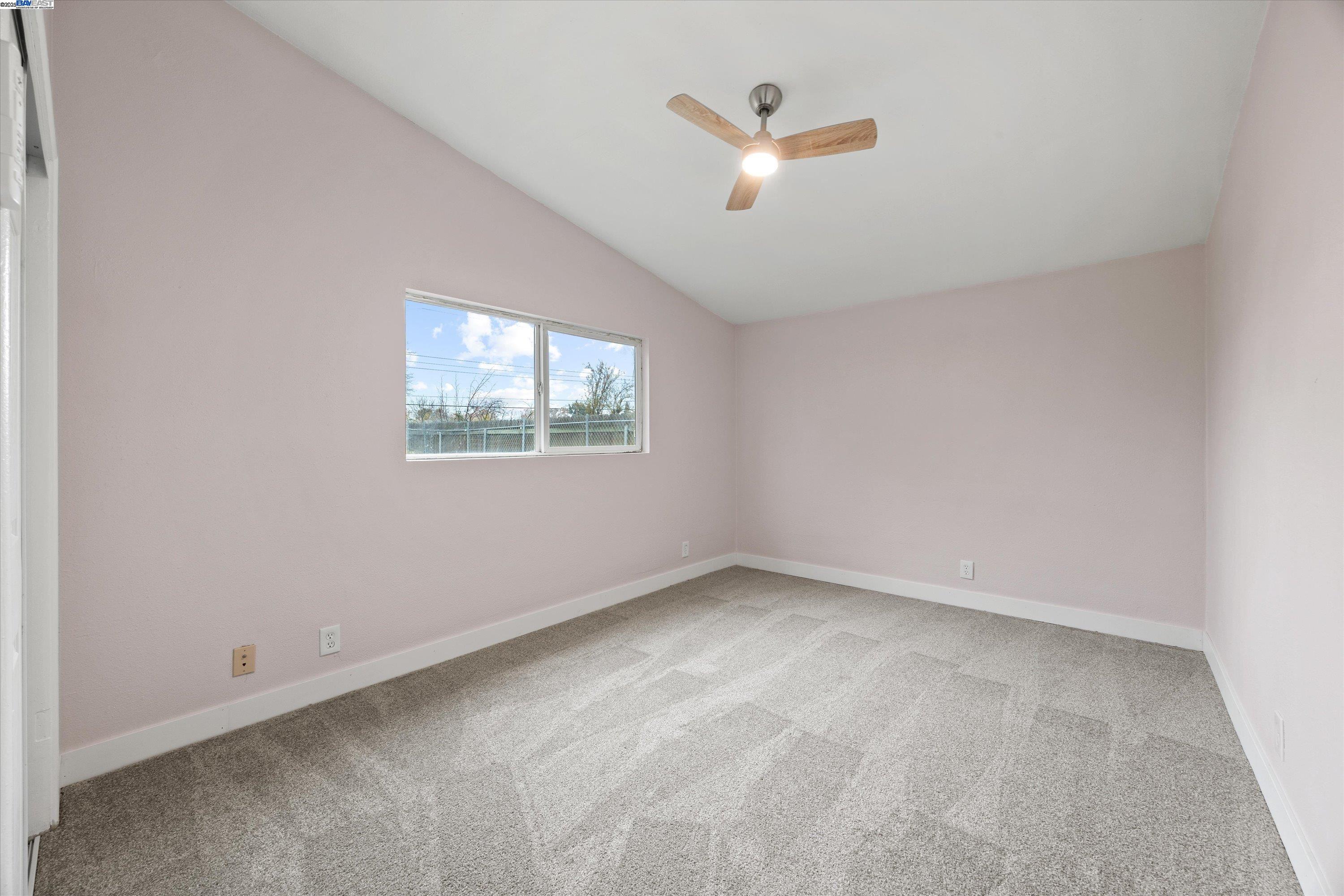 7941 Andora Way Sacramento, CA 95824 - Photo 23 of 35