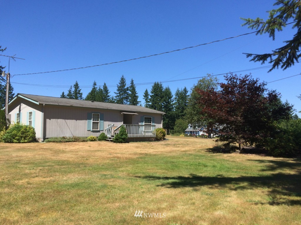1053 Southwest J H Road Port Orchard, WA 98367 - Photo 5 of 25 Gallery Image 5