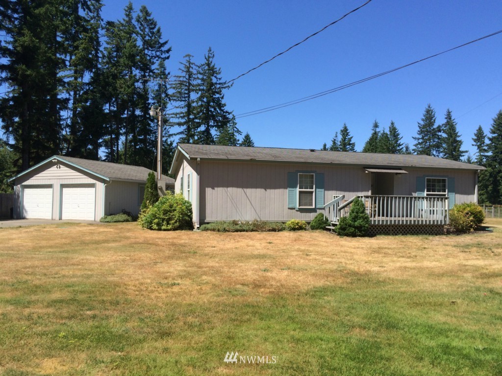 1053 Southwest J H Road Port Orchard, WA 98367 - Photo 6 of 25 Gallery Image 6
