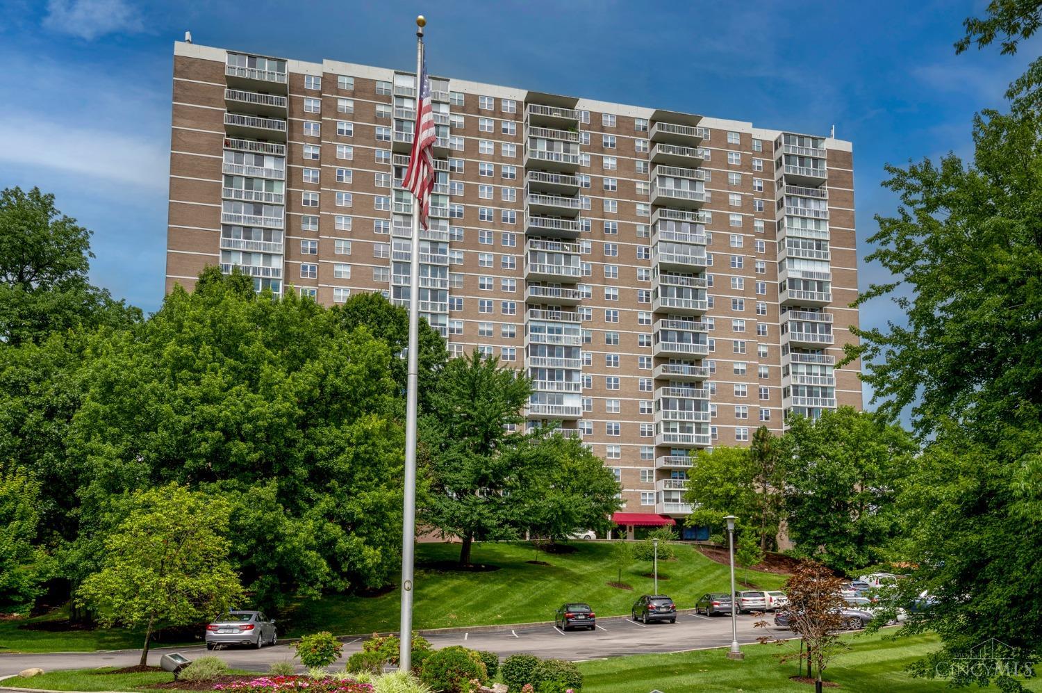 2444 Madison Road, Unit 1411 Cincinnati, OH 45208 - Photo 1 of 42 Gallery Image 1