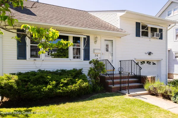$469,900 | 34 Parkwood Boulevard, Poughkeepsie, NY 12603