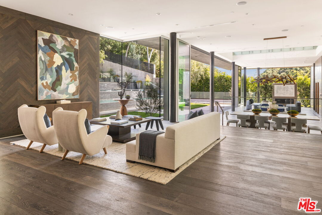 1116 Chantilly Road Los Angeles, CA 90077 - Photo 10 of 46 Gallery Image 10