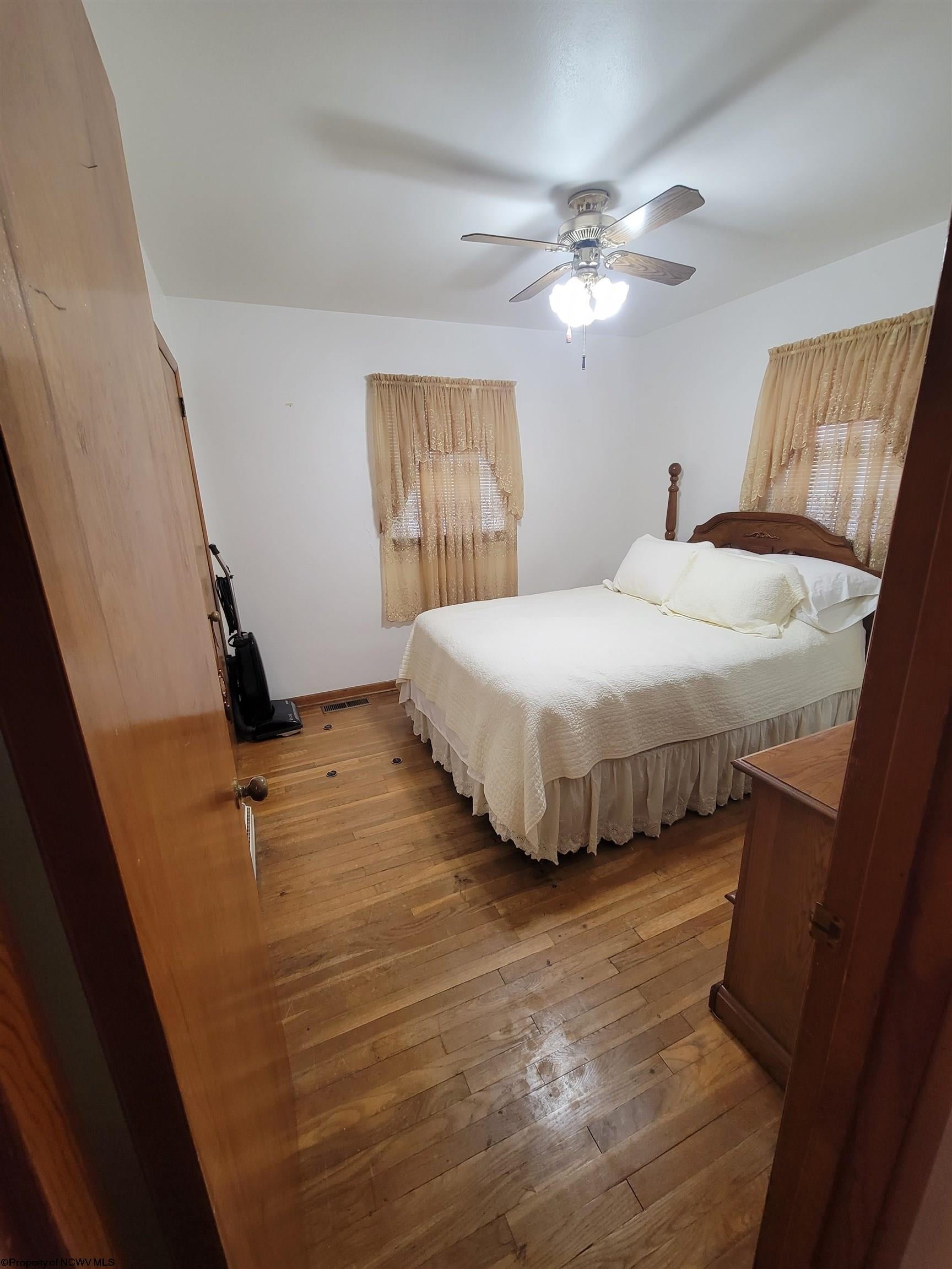 135 Morrow Cross Road Flemington, WV 26347 - Photo 7 of 23 Gallery Image 7