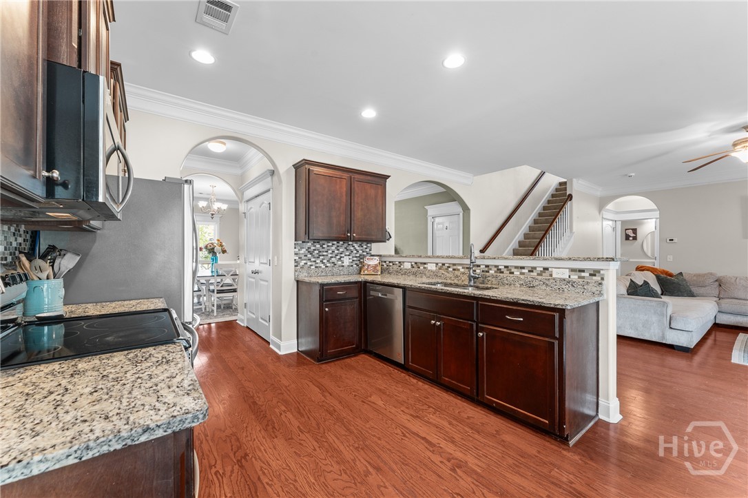 108 Saratoga Drive Rincon, GA 31326 - Photo 14 of 63 Kitchen