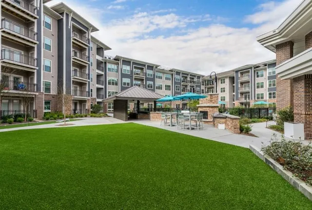 $1,940 | 1455 Spring Road Southeast, Unit 263, Smyrna, GA 30080