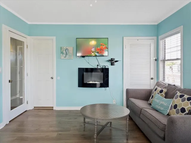 $3,200 | 3801 1st Avenue South, St. Petersburg, FL 33711