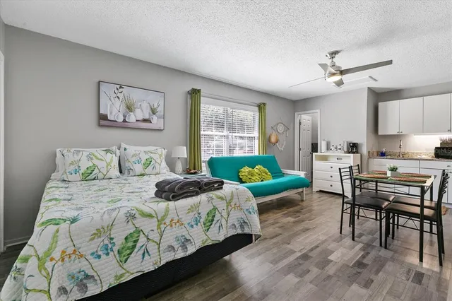 $3,200 | 3801 1st Avenue South, St. Petersburg, FL 33711