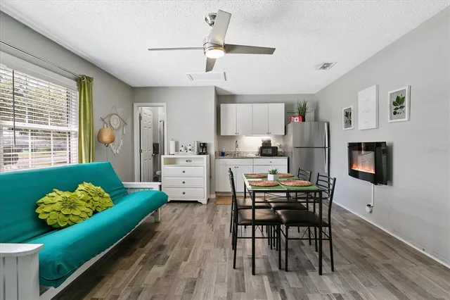 $3,200 | 3801 1st Avenue South, St. Petersburg, FL 33711