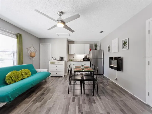 $3,200 | 3801 1st Avenue South, St. Petersburg, FL 33711