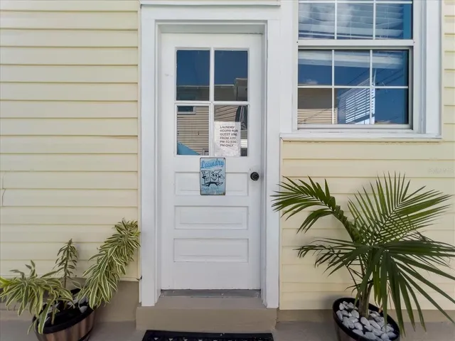 $3,200 | 3801 1st Avenue South, St. Petersburg, FL 33711