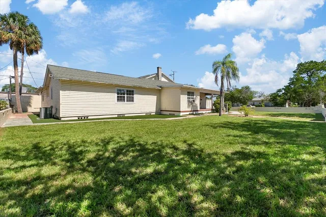 $3,200 | 3801 1st Avenue South, St. Petersburg, FL 33711