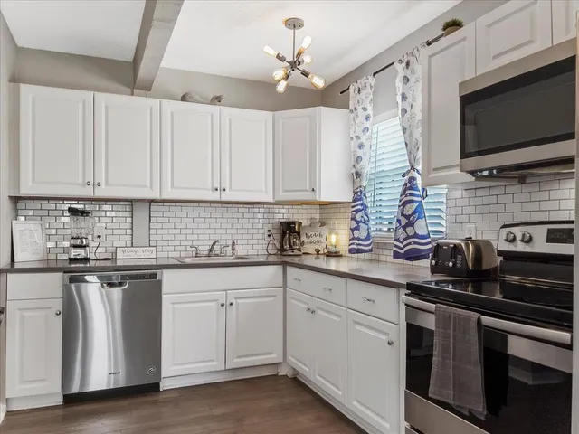 $3,200 | 3801 1st Avenue South, St. Petersburg, FL 33711