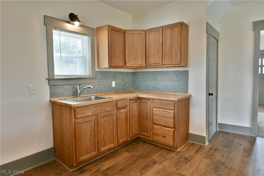 622 High Avenue Southwest Canton, OH 44707 - Photo 17 of 50