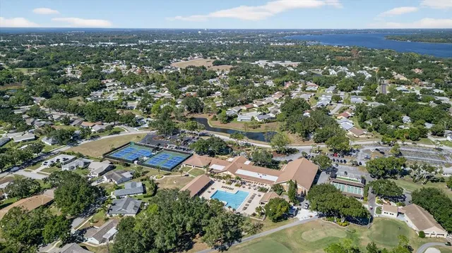 $235,000 | 2211 Lark Circle West, Unit D, Palm Harbor, FL 34684