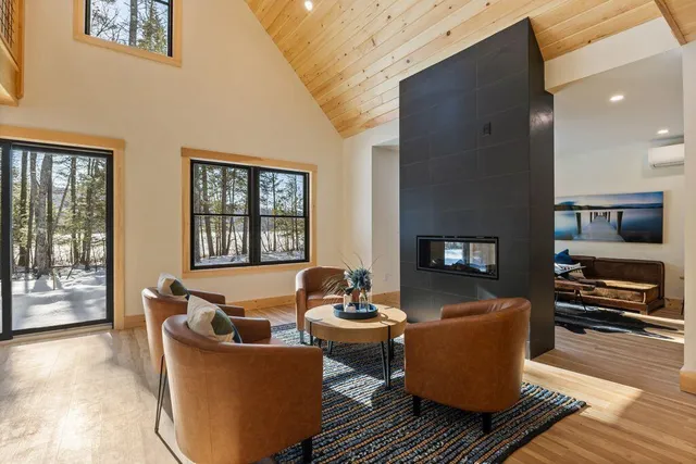 $999,000 | 62 East Point Way, Norway, ME 04268