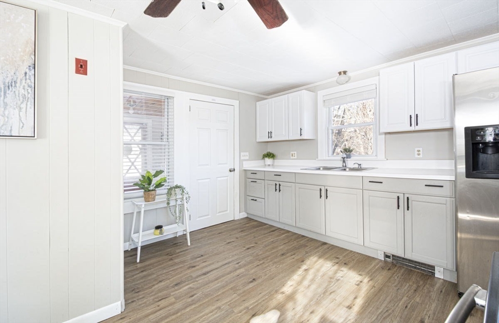 8 Mumford Road Sutton, MA 01590 - Photo 12 of 31