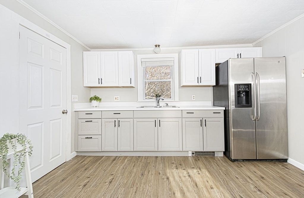 8 Mumford Road Sutton, MA 01590 - Photo 13 of 31