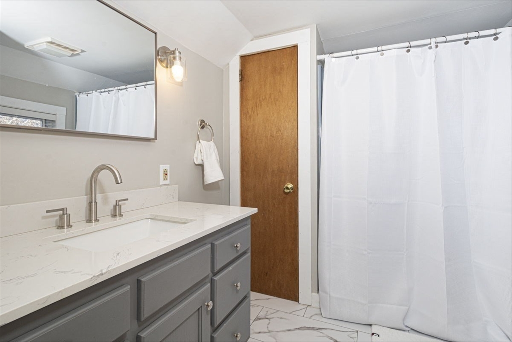 8 Mumford Road Sutton, MA 01590 - Photo 22 of 31