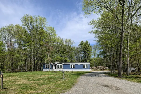 $375,000 | 50 Montiero Drive, Hinsdale, NH 03451