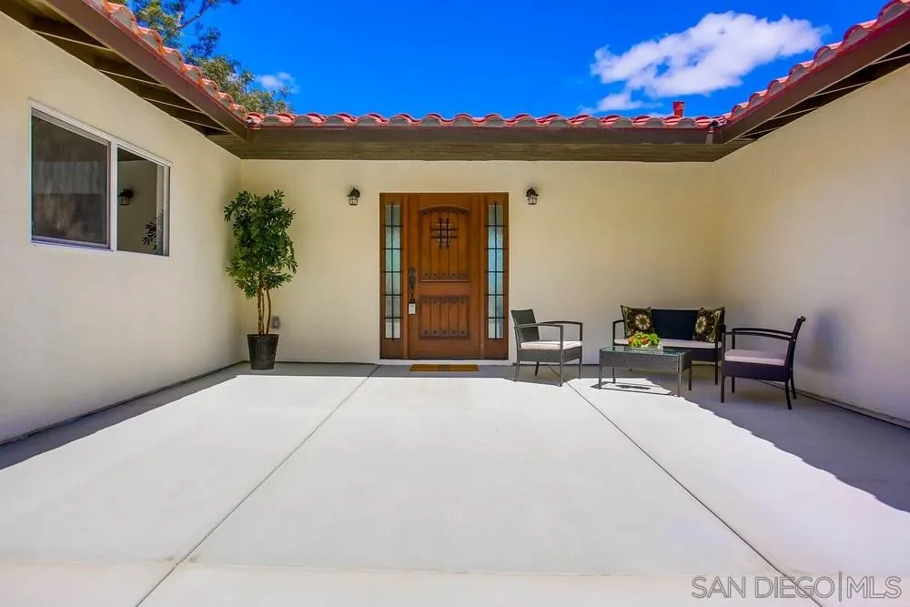 9409 Mt Israel Road Escondido, CA 92029 - Photo 4 of 25 Gallery Image 4
