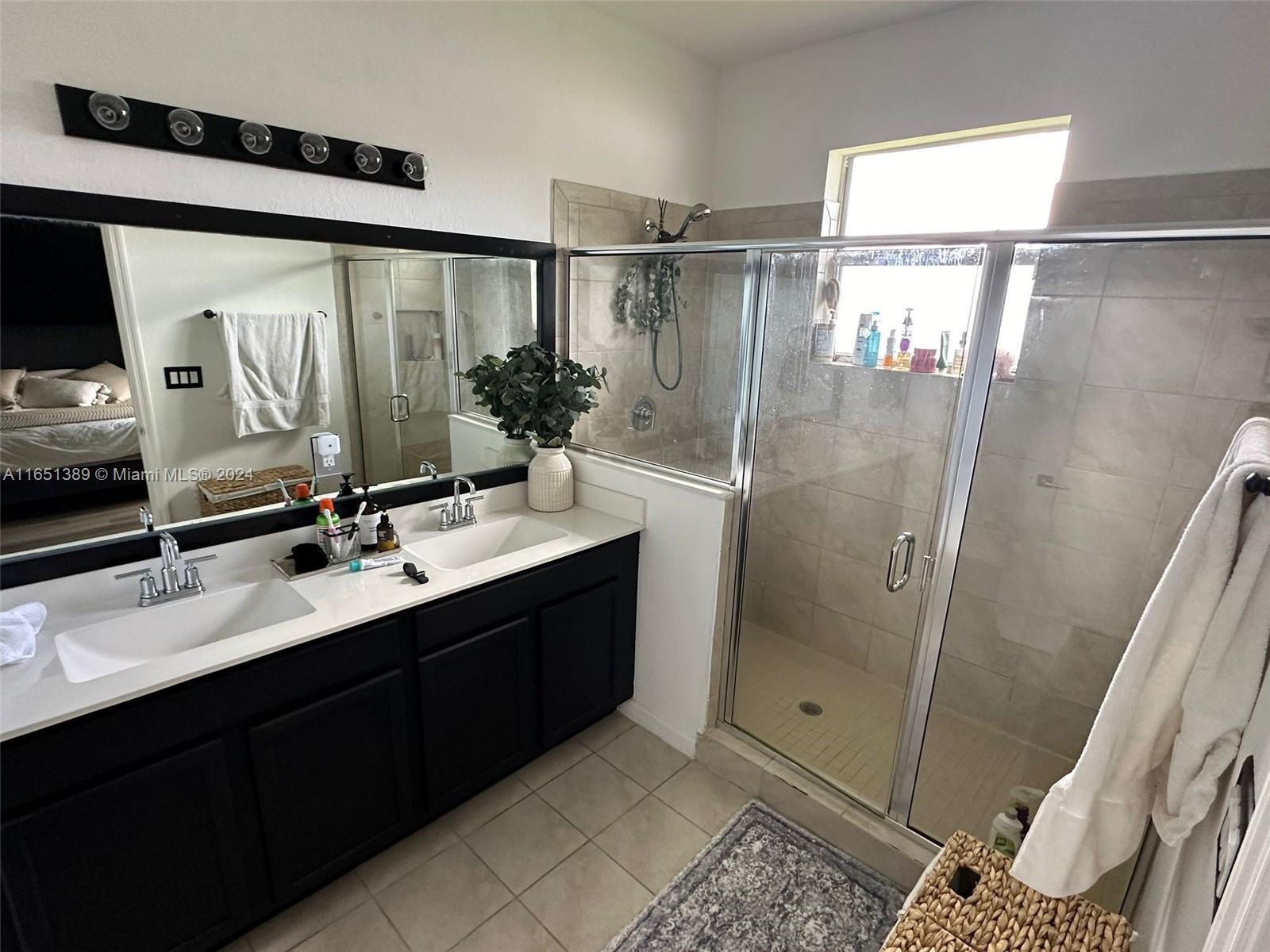 27925 Southwest 133rd Path Homestead, FL 33032 - Photo 8 of 18 Gallery Image 8