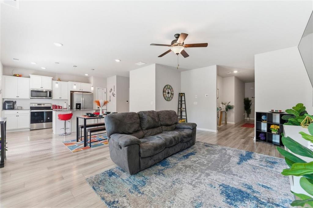 11924 Brightside Parkway Hampton, GA 30228 - Photo 4 of 25