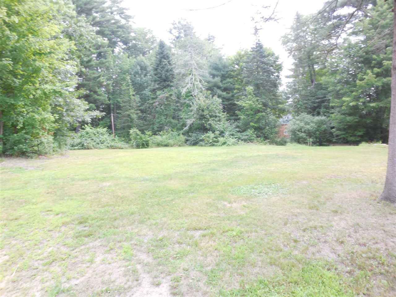 8 Busby Grove Road Derry, NH 03038 - Photo 3 of 8