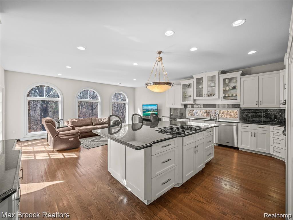 30591 Inkster Road Farmington, MI 48334 - Photo 28 of 73