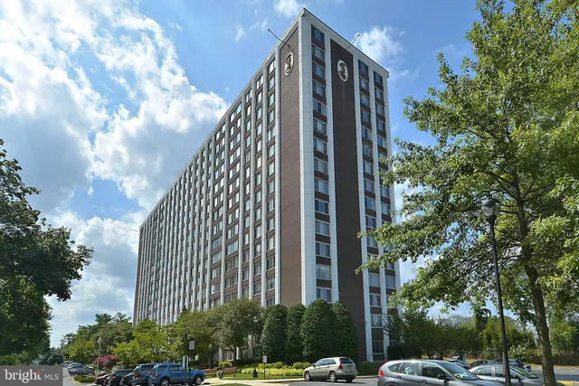 $2,250 | 11801 Rockville Pike, Unit 1113, Rockville, MD 20852
