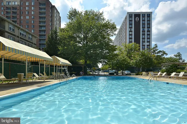 $2,250 | 11801 Rockville Pike, Unit 1113, Rockville, MD 20852