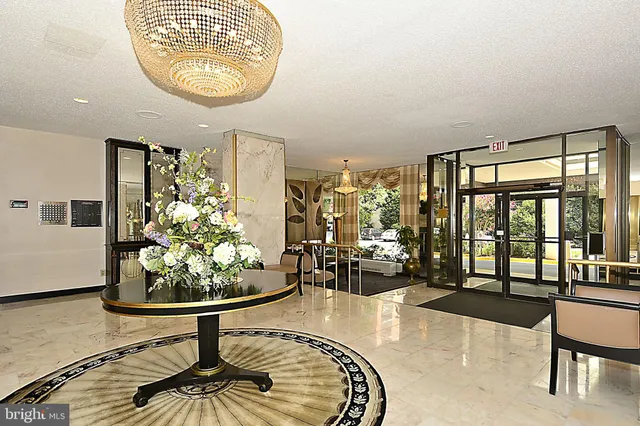 $2,250 | 11801 Rockville Pike, Unit 1113, Rockville, MD 20852