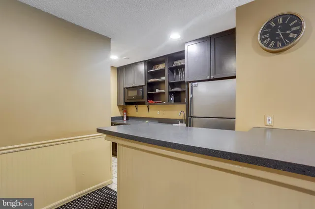 $2,250 | 11801 Rockville Pike, Unit 1113, Rockville, MD 20852