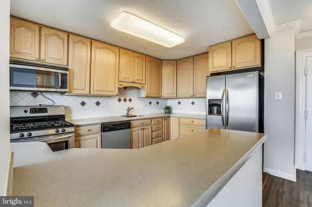 $2,250 | 11801 Rockville Pike, Unit 1113, Rockville, MD 20852