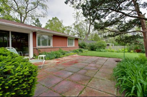 849 Becker Road Glenview, IL 60025 - Photo 11 of 15