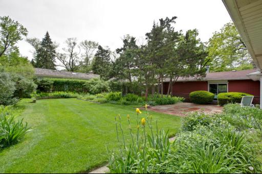 849 Becker Road Glenview, IL 60025 - Photo 12 of 15