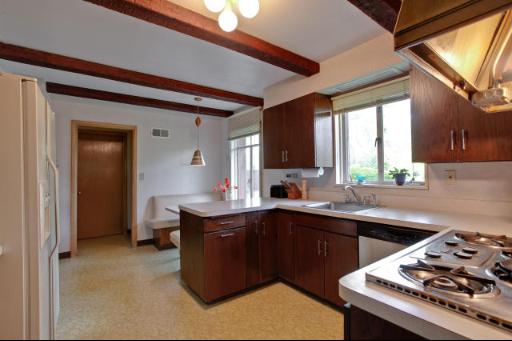 849 Becker Road Glenview, IL 60025 - Photo 7 of 15
