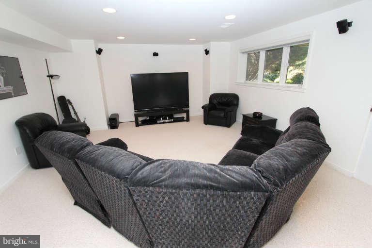 1464 Waterfront Road Reston, VA 20194 - Photo 23 of 30 Recreation/Media Room
