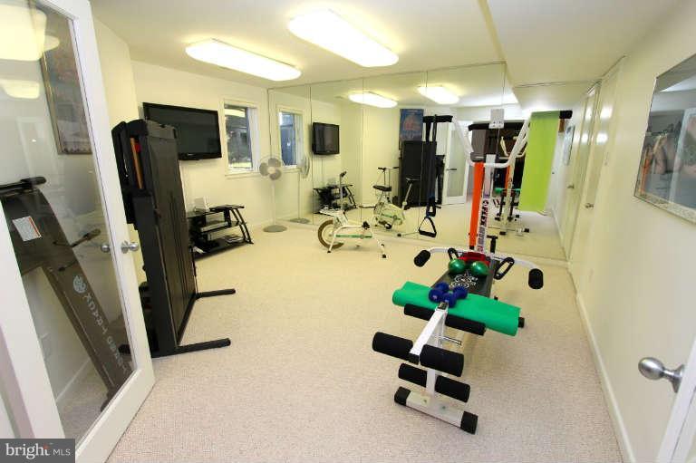 1464 Waterfront Road Reston, VA 20194 - Photo 24 of 30 Exercise Room