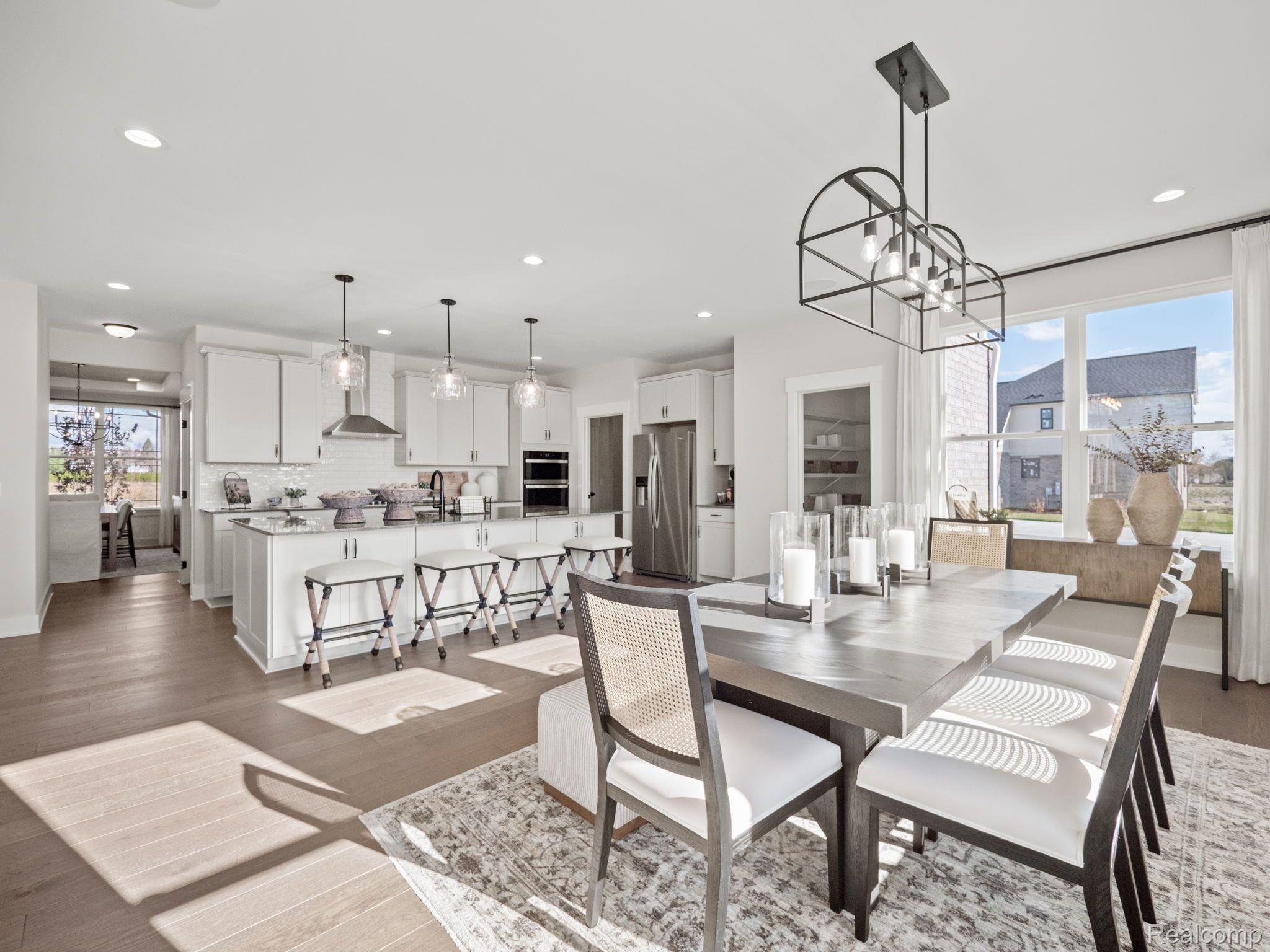 16257 Rogan Drive Linden, MI 48451 - Photo 4 of 41 Nook/Kitchen