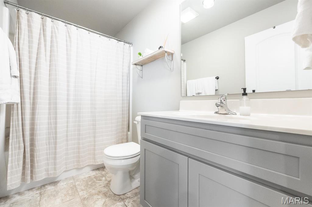 801 Hawkridge Belleville, IL 62221 - Photo 25 of 33 Gallery Image 25