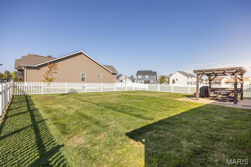 801 Hawkridge Belleville, IL 62221 - Photo 28 of 33 Gallery Image 28