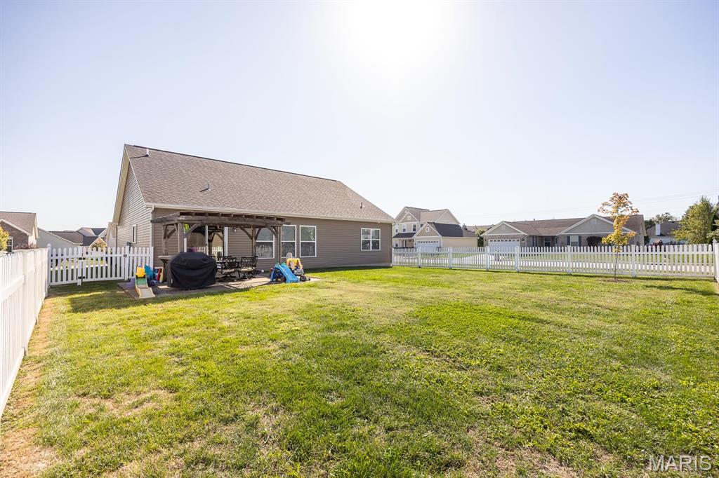 801 Hawkridge Belleville, IL 62221 - Photo 29 of 33 Gallery Image 29