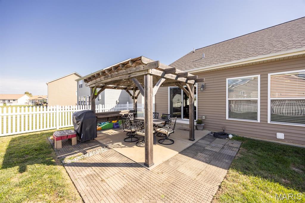 801 Hawkridge Belleville, IL 62221 - Photo 30 of 33 Gallery Image 30