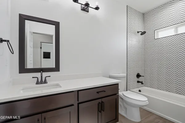 $499,950 | 2076 Santa Isabella Street, Sunland Park, NM 88063