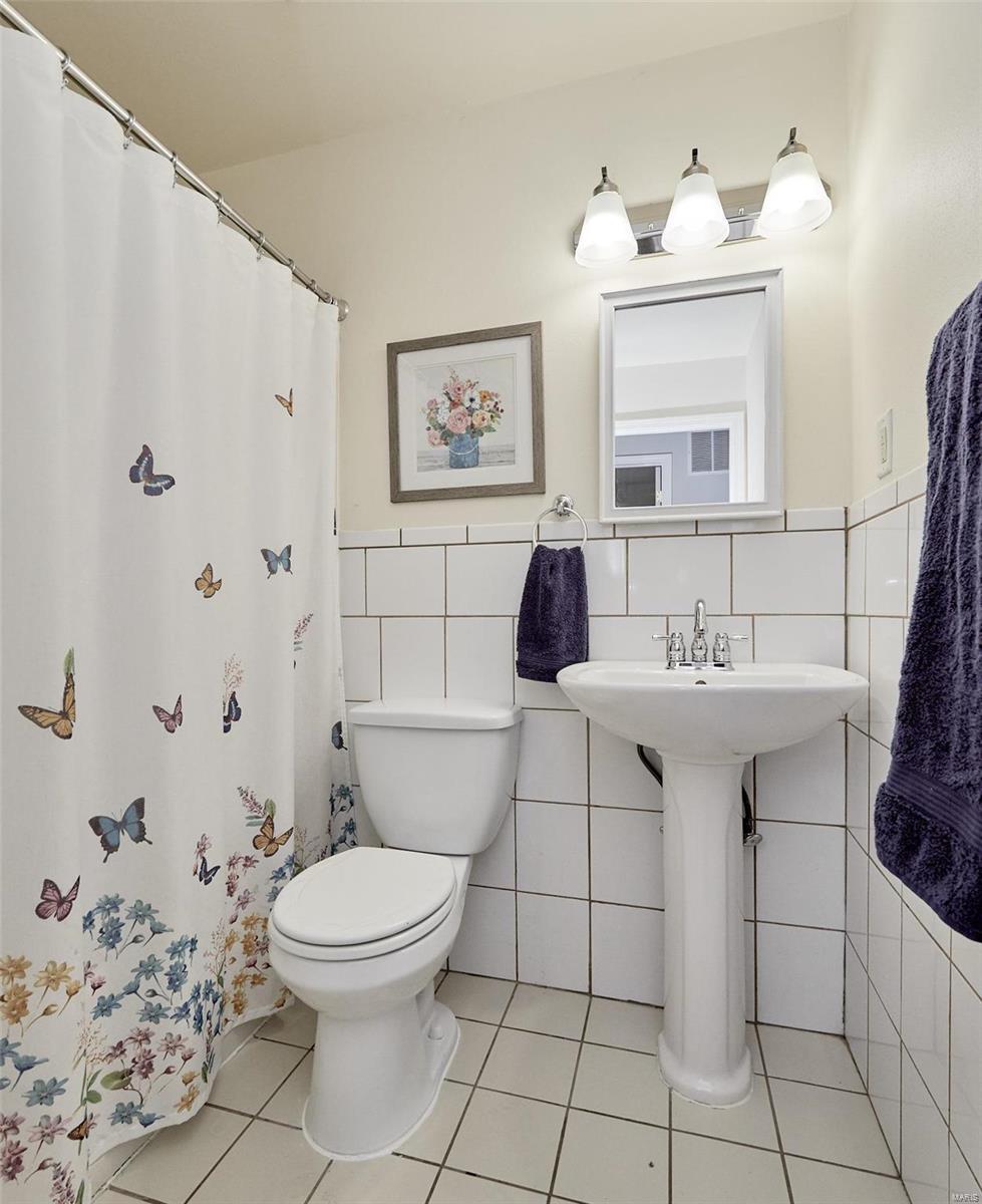 5843 Hempline Road St. Louis, MO 63129 - Photo 16 of 25