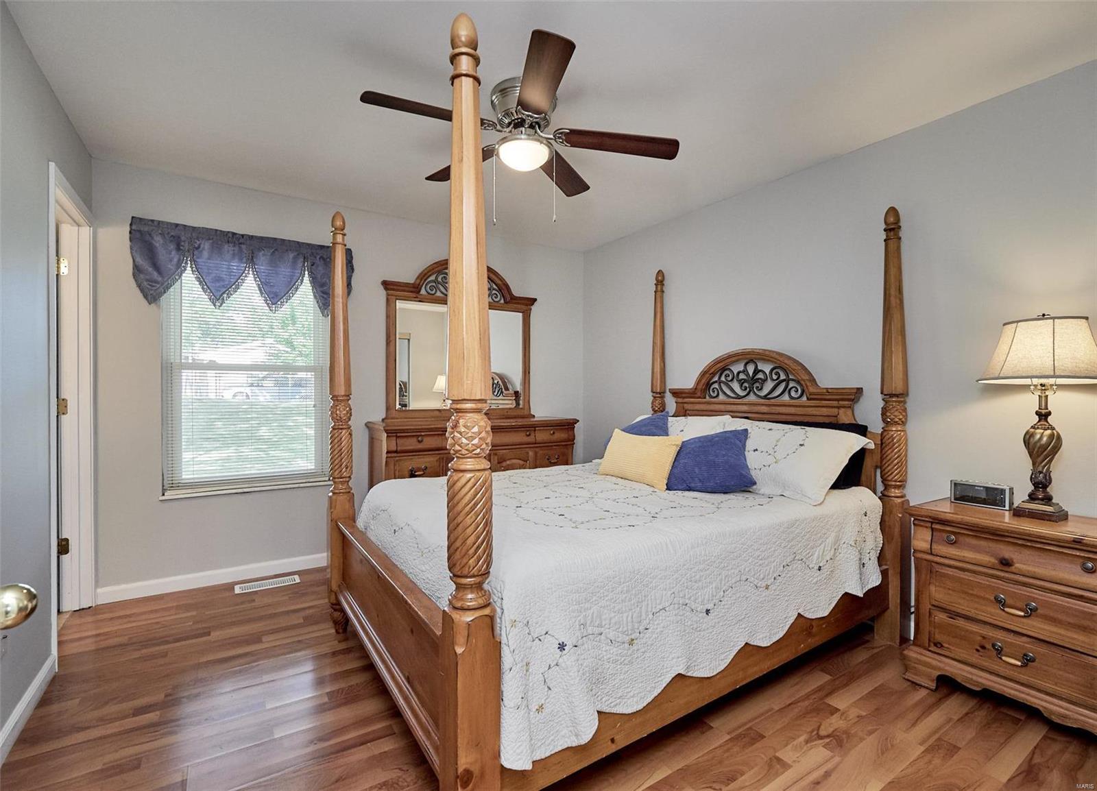 5843 Hempline Road St. Louis, MO 63129 - Photo 17 of 25