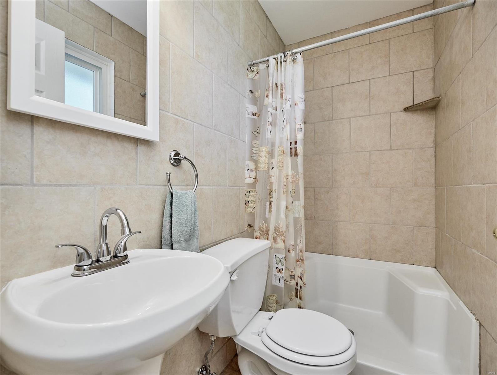 5843 Hempline Road St. Louis, MO 63129 - Photo 19 of 25